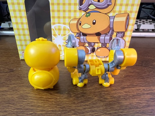 ChoiPlaNo.018 钢铁鸭鸭机器人蜜柑号