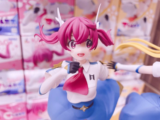 魔法光源股份有限公司 Luminasta “越谷仁美”