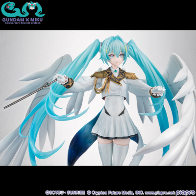 Lucrea  高达45周年×初音未来 初音未来·飞翼高达零式 EW