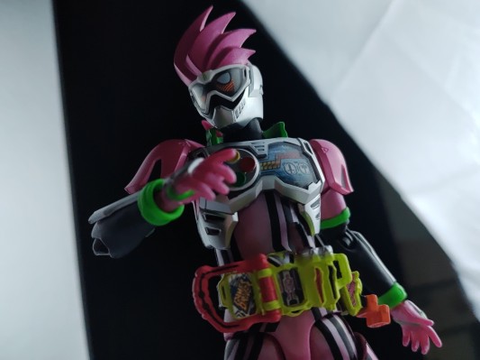 S.H.Figuarts 假面骑士艾克赛德 假面骑士艾克赛德 动作玩家 等级2  -20假面骑士踢/平成二十骑士纪念版-