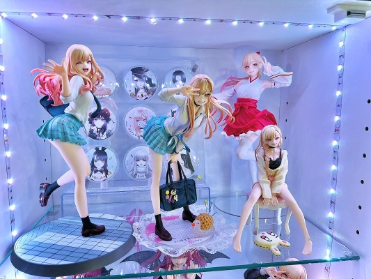 Vivit 更衣人偶坠入爱河 喜多川海梦 巫女