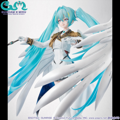 Lucrea  高达45周年×初音未来 初音未来·飞翼高达零式 EW