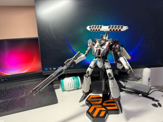 DX超合金 YF-30 克罗诺ス 『超时空要塞30』