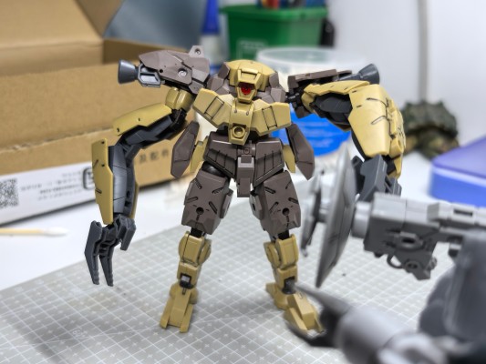 30MM  bEXM-29 加尔德诺瓦 [棕色]