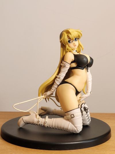 零度战姬 莎缇莱萨·L·布丽姬 ver.ボンテージWhiteEdition 