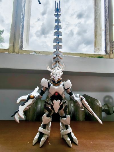 S.H.Figuarts   加拉特隆