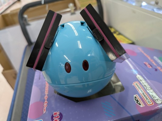 高达45周年联名初音未来 活泼哈罗音箱 初音未来版