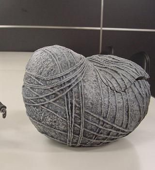 大怪兽系列 奥特Q编 卡内贡的茧 黑白色版