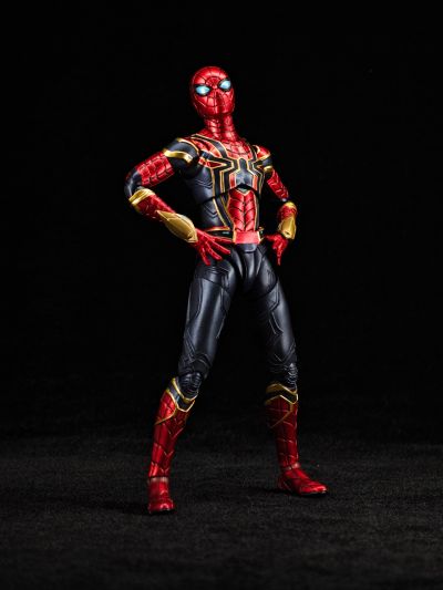 S.H.Figuarts  钢铁蜘蛛侠（蜘蛛侠：英雄无归）