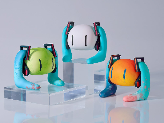 艺术家联名模型 初音未来✕Maho TAKAHASHI