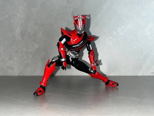 S.H.Figuarts 假面骑士驰骑 飙速型 平成世代版