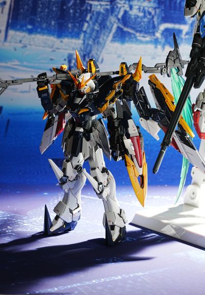 GFFMC 死神高达（无尽的华尔兹版） 果蝠装备