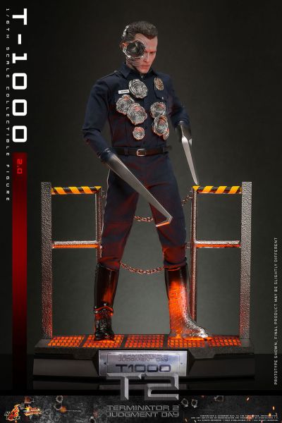 《终结者2：审判日》T-1000(2.0) 1:6比例珍藏人偶