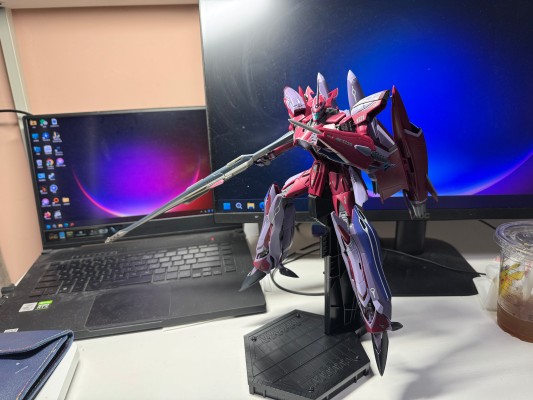 DX超合金  VF-27SPγ 超级堕天女武神(布雷拉·斯特恩专用) 重生版