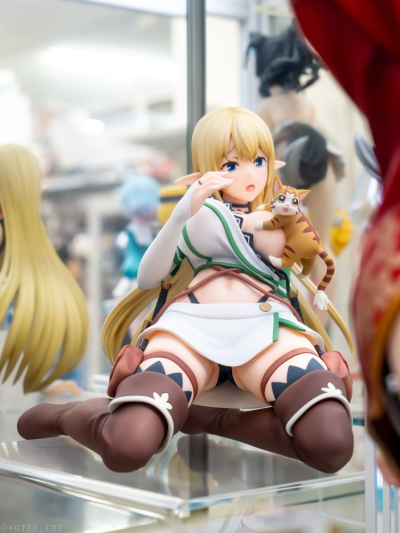 爱莉亚 与 球球