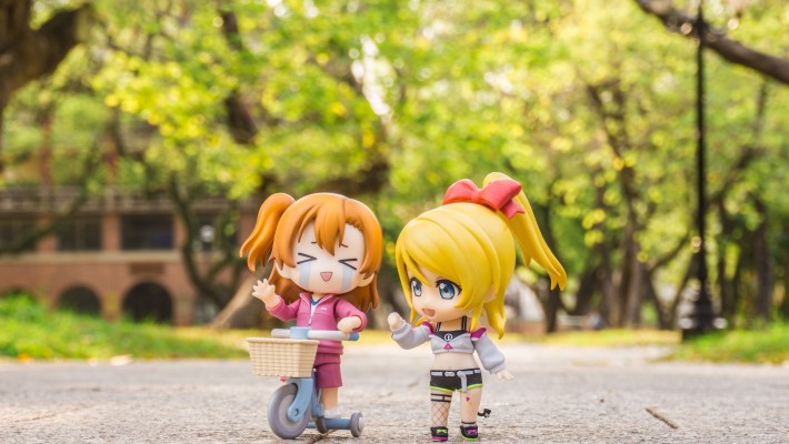 粘土人#580 LoveLive! 绚瀬絵里 练习着