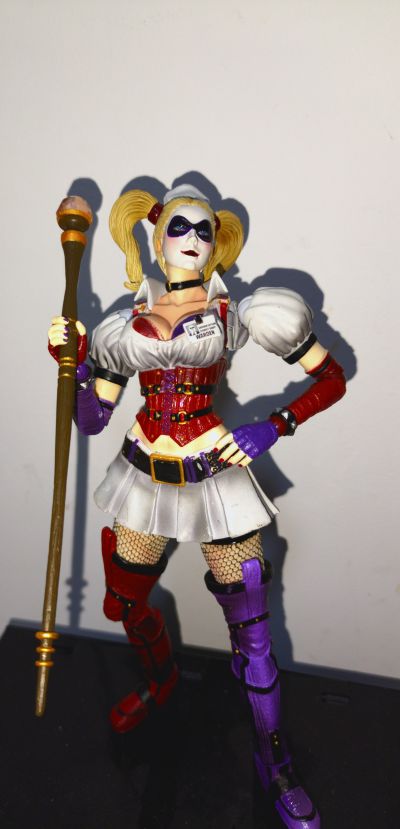 PLAY ARTS改 哈莉·奎茵 可动人偶