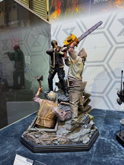 究极稀有主线 生化危机4 重制版 里昂·斯科特·肯尼迪VS电锯男