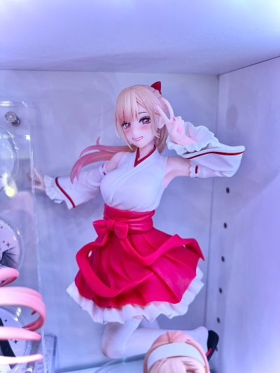 Vivit 更衣人偶坠入爱河 喜多川海梦 巫女