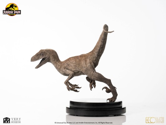 聪明女孩 1/8 比例青铜雕像