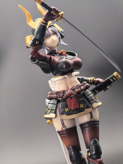 《战国G》系列1:12超可动人偶《织田信长》