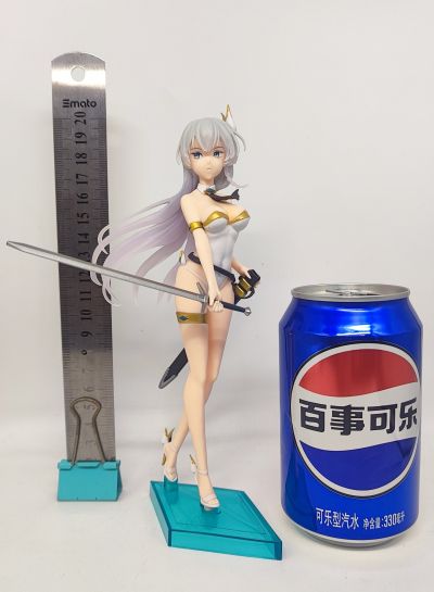 戏水少女 乡下大叔成为剑圣 艾露西亚·西特拉斯