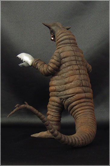 大怪兽系列 归来的奥特曼编  岩石怪兽 萨德拉