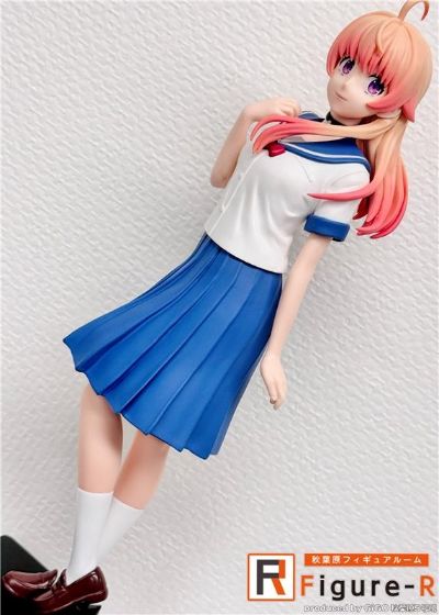 《魔女与使魔》动画版珍藏人偶-若月妮可-