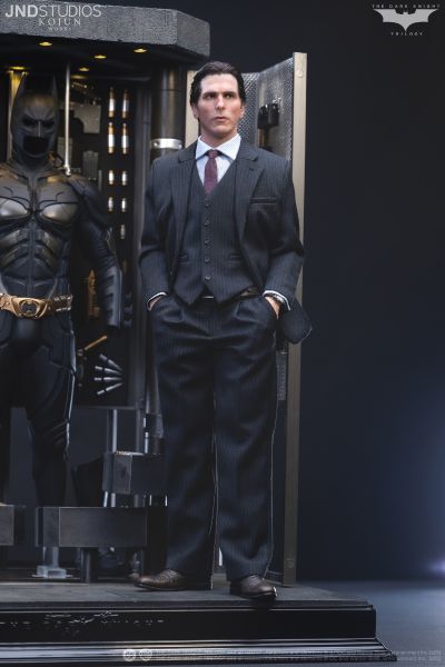 JND Studios 蝙蝠侠 黑暗骑士三部曲 布鲁斯·韦恩（植发升级版）1:6 可动人偶/兵人（克里斯蒂安·贝尔 Type A & C）
