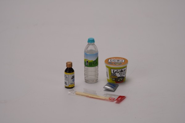 小小样品Light 便利店夜宵