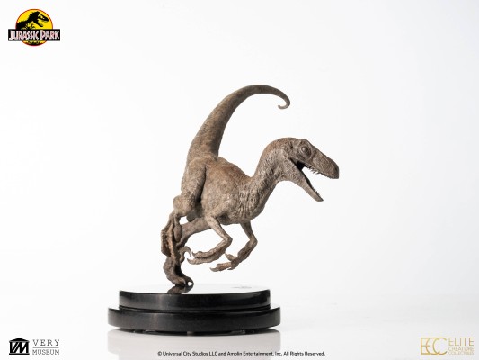 聪明女孩 1/8 比例青铜雕像