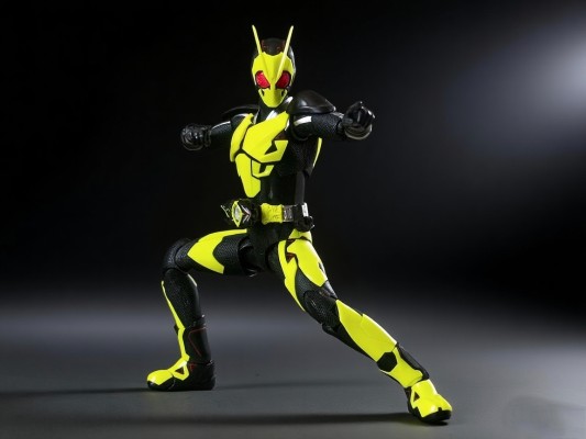 S.H.Figuarts 假面骑士零一 假面骑士零一 高跃飞蝗 假面骑士50周年纪念版