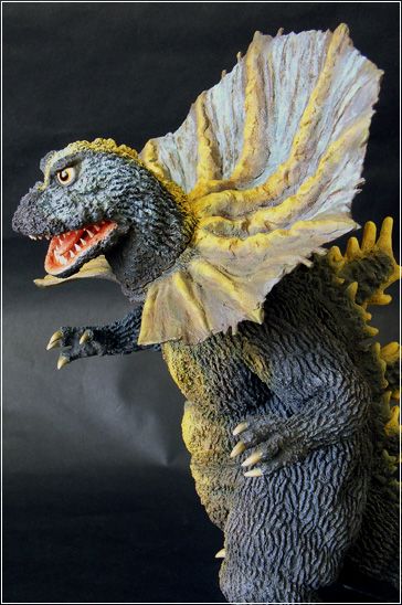 大怪兽系列 奥特曼篇 卷领恐龙 吉拉斯