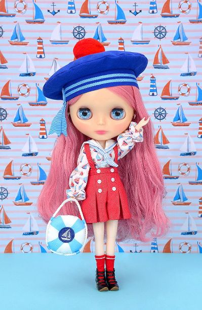 Blythe Sailing Dominique