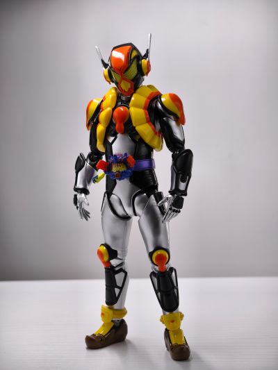 S.H.Figuarts 假面骑士布拉姆 布丁特装