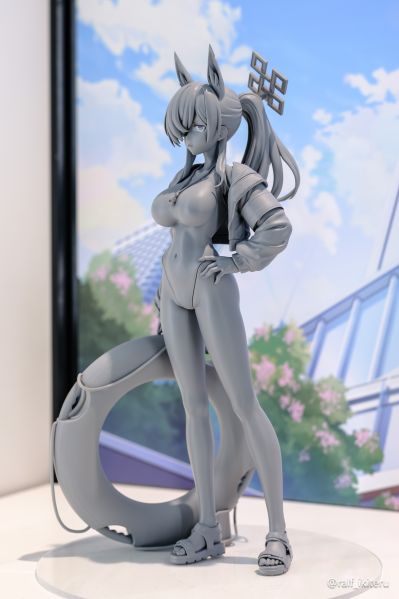 蔚蓝档案 尾刃康娜（泳装）