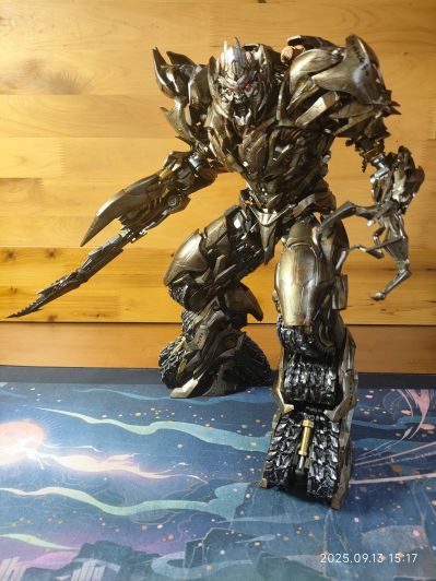 DLX 变形金刚2 威震天