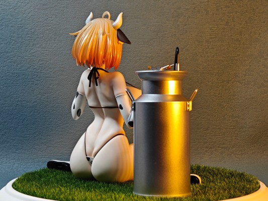 兔女郎服装计划 索菲亚· F· 希琳 奶牛纹比基尼