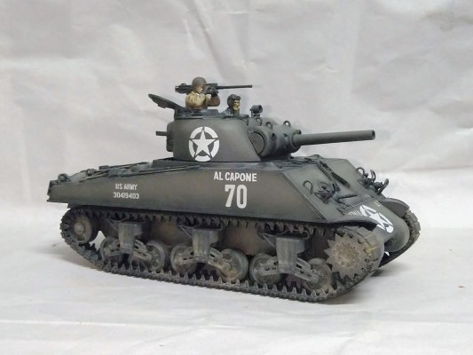 35251 1/35 美国 谢尔曼 105mm榴弹炮版（冲锋支援）