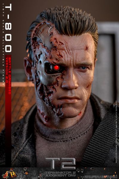 《终结者2：审判日》 T-800(战损版)(2.0) 1:6比例珍藏人偶