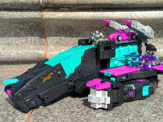 AOTP-13 霸天虎 铁甲龙