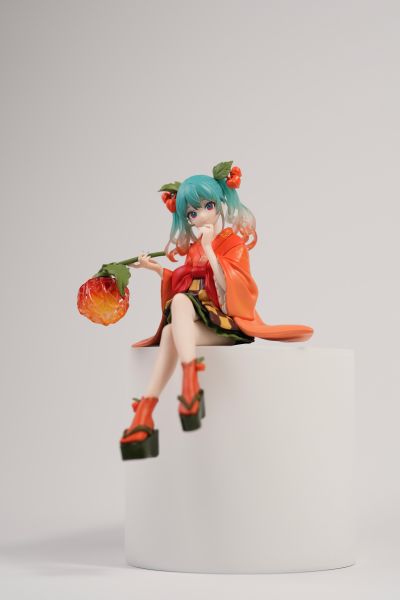 压泡面 初音未来 花仙子 酸浆果