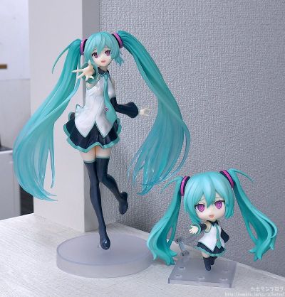 粘土人#2860 初音未来-就算没有爱 只要有你就好