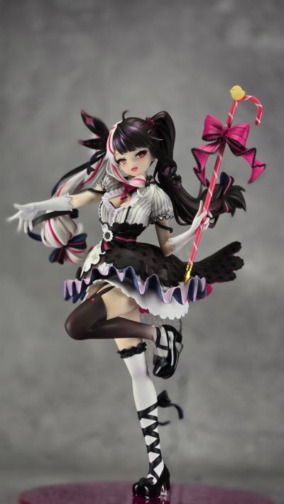 彩虹社 魔使真央