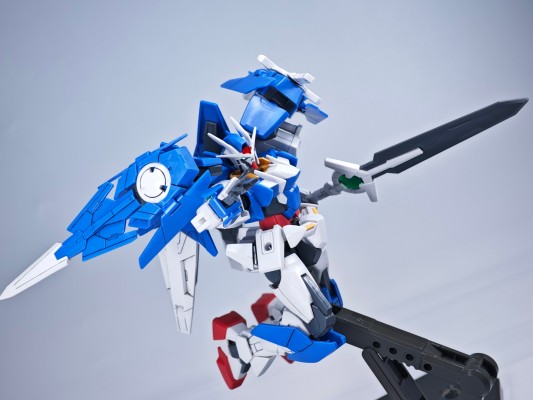 HGBD 1/144 00高达王牌潜行者