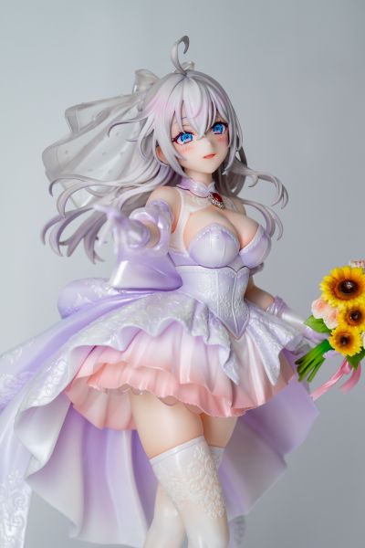 KDcolle 不时用俄语小声说真心话的邻桌艾莉同学 艾莉 婚纱