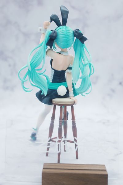 初音未来系列 BiCute Bunnies玩具人偶 -初音未来  粉色珠光眨眼款-