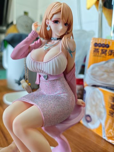 礼服系列第二弹：冬山朝子 家庭教师 芳香体 1/6 手办