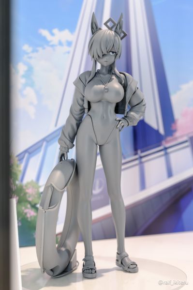 蔚蓝档案 尾刃康娜（泳装）