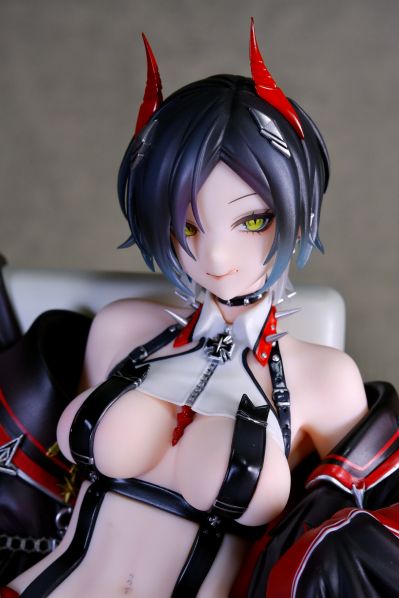 碧蓝航线 乌尔里克·冯·胡贝尔（乌尔里希）